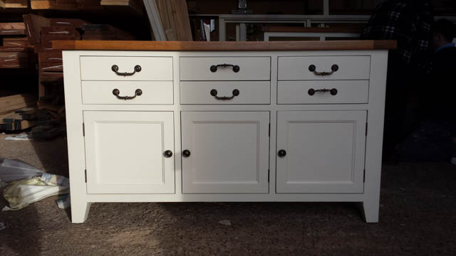 A photograph of Applewood Joinery Ltd bespoke cabinetry.