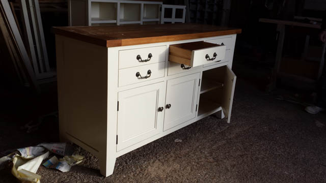 A photograph of Applewood Joinery Ltd bespoke joinery