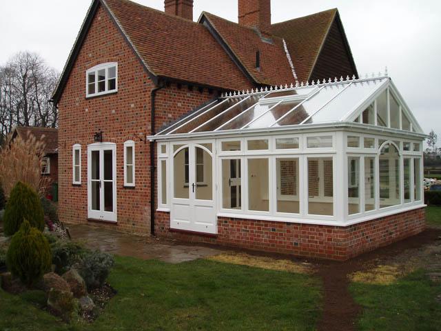 A photograph of an Applewood Joinery Ltd conservatory.