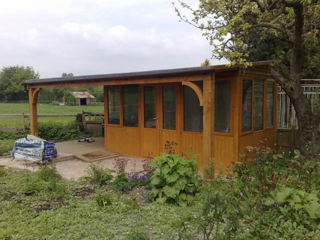 A photograph of an Applewood Joinery Ltd garden room.