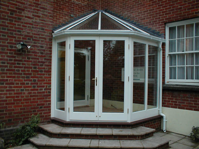 A photograph of an Applewood Joinery Ltd porch.