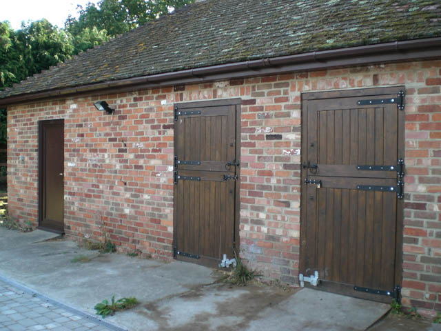 A photograph of an Applewood Joinery Ltd stable door.