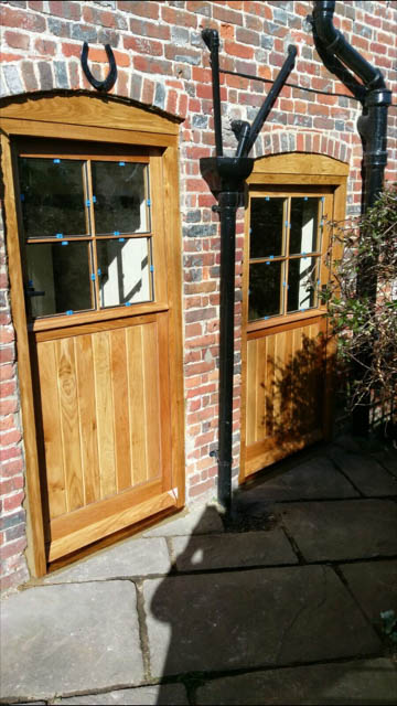 A photograph of an Applewood Joinery Ltd stable door.