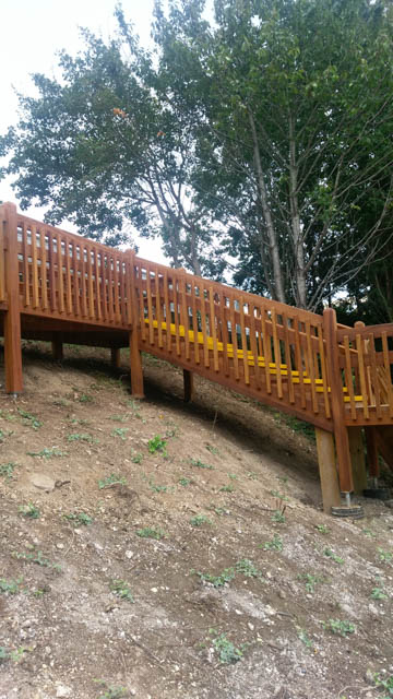 A photograph of an Applewood Joinery Ltd casement window.