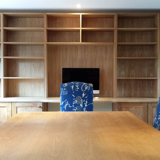 A photograph of an Applewood Joinery Ltd piece of bespoke joinery