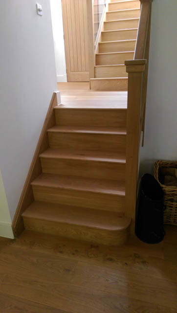 A photograph of an Applewood Joinery Ltd Steps staircase.