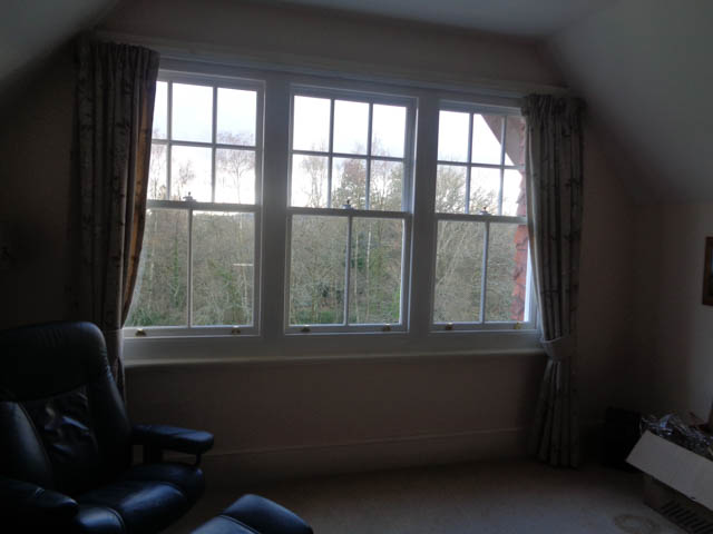 A photograph of an Applewood Joinery Ltd traditional vertical sliding sash window.